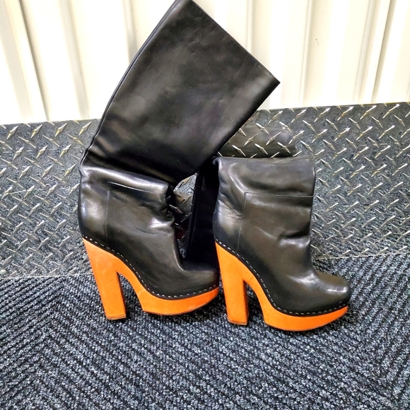 Black leather Céline boots women's size 39 - Picture 1 of 2